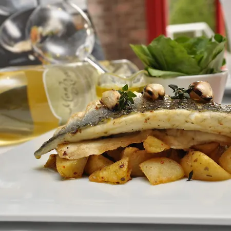 酒店 Anemon Ege 4*